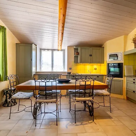 Mas Des Oliviers Apartment